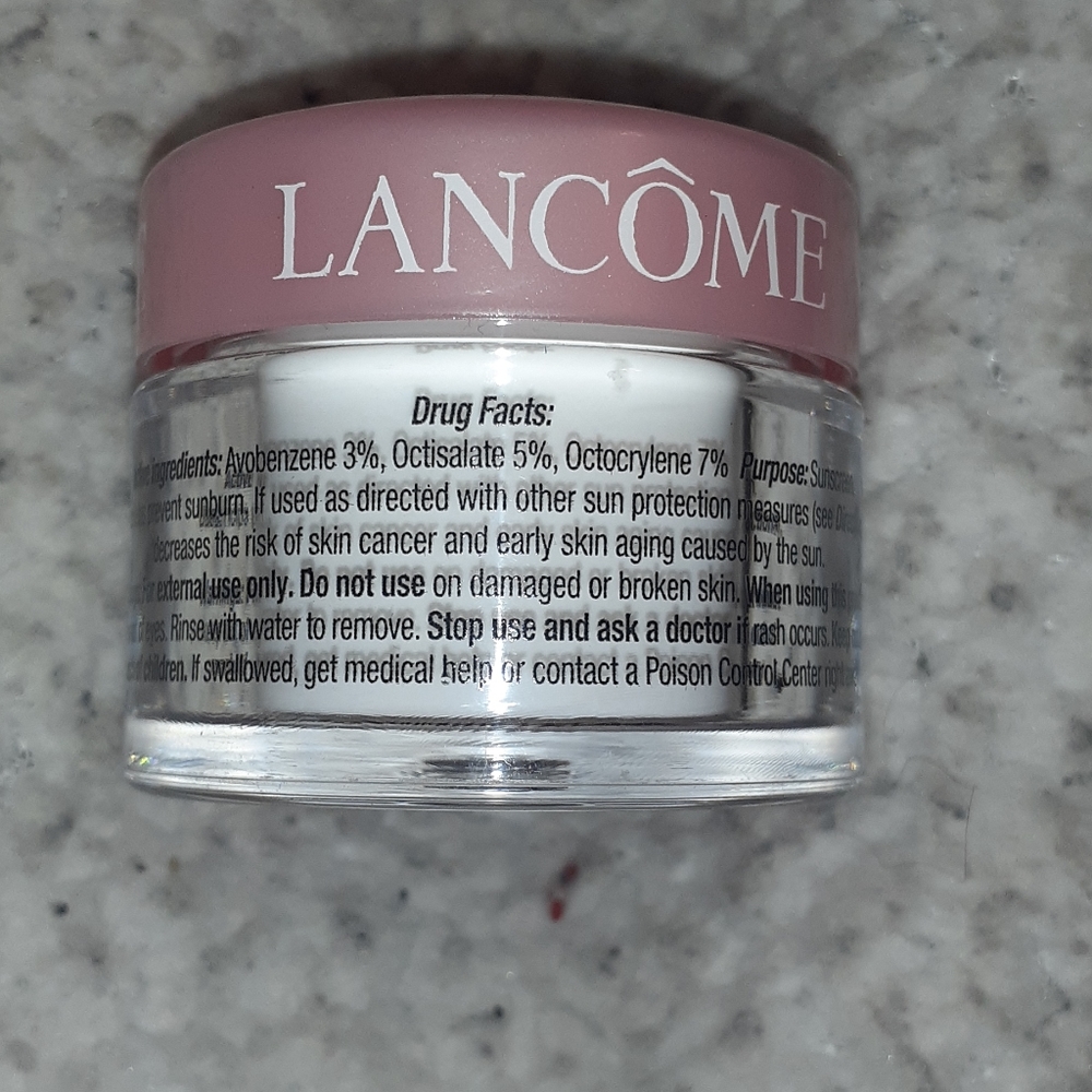 Sunscreen Cream - Picture 2 of 2